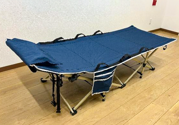避難所用 ワンタッチ式簡易ベッド (防災用品)